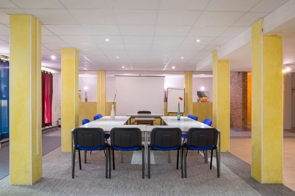 The Originals Access, Hostellerie Des Pins, Montélimar Faciliteiten foto